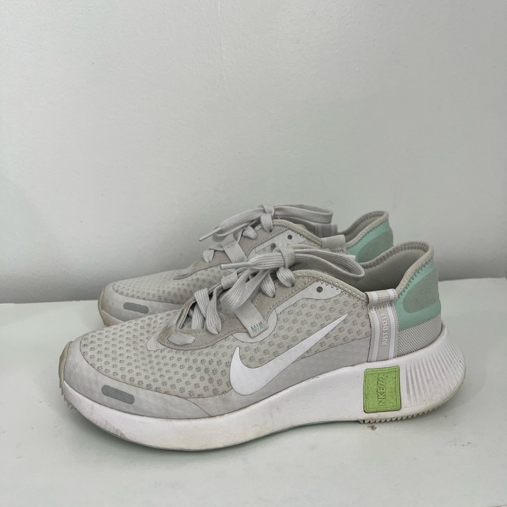 NIKE running shoes🤩